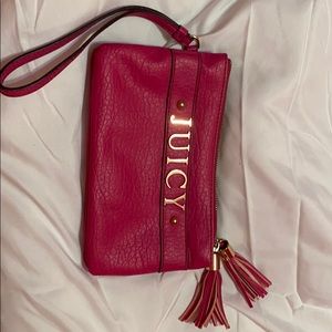 Juicy wristlet